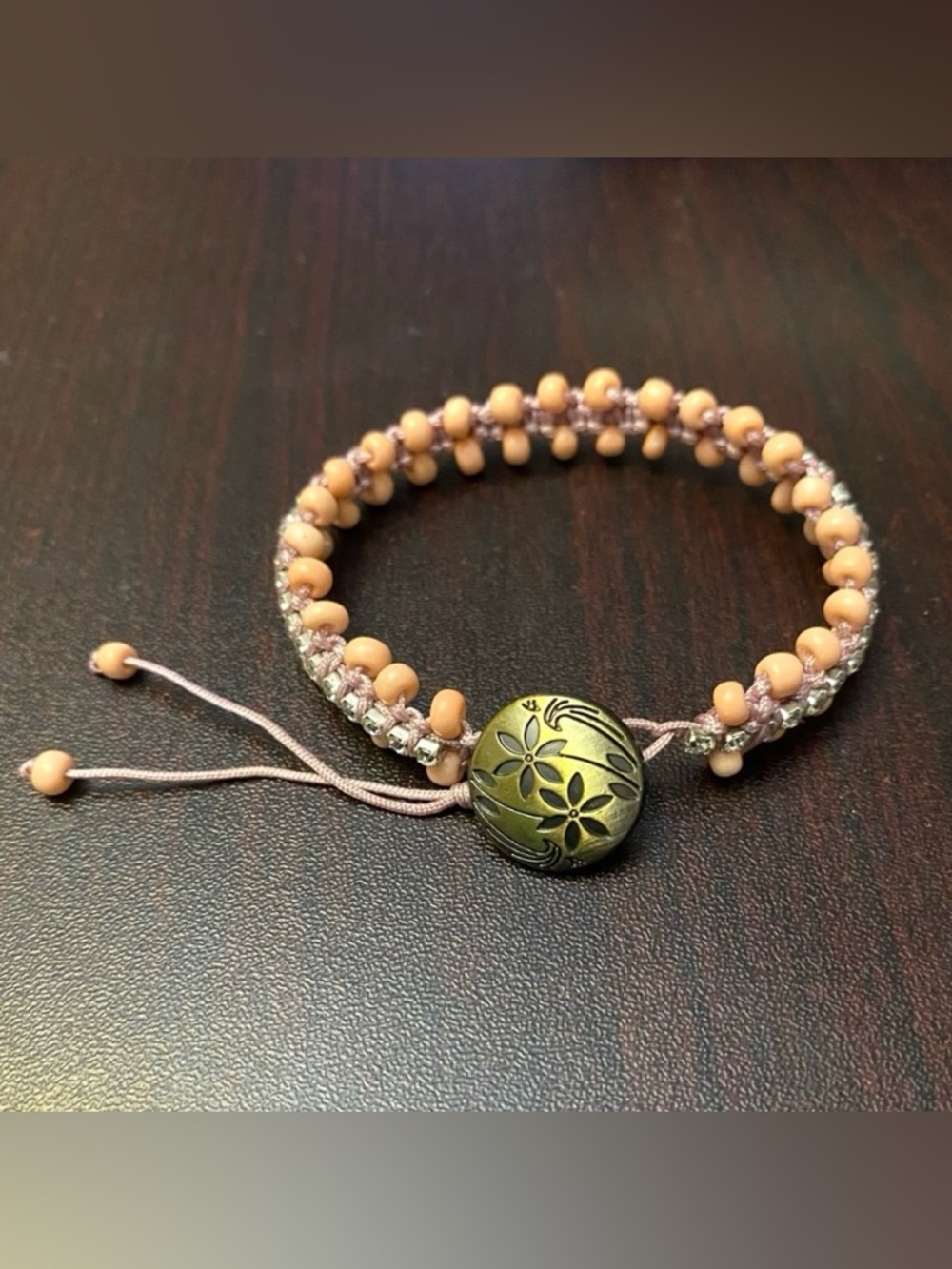 Elegant Beaded Bracelet in Peach and Silver